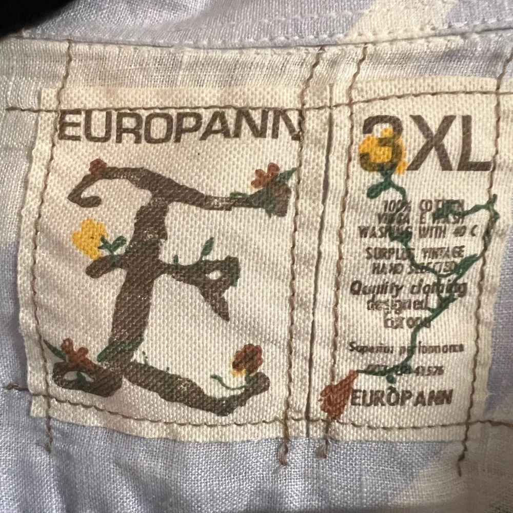 St. Barth Men’s  dress shirt.floral. - Picture 6 of 6